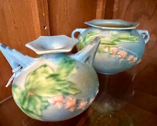 Vintage Roseville Bleeding Hearts 