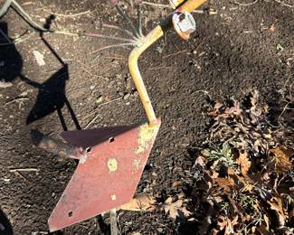 Stork. Metal art by Robert Long.