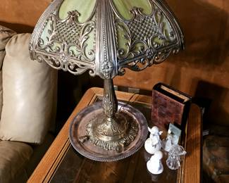 Really pretty vintage lamp