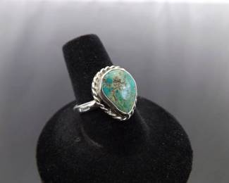 .925 Sterling Silver Green Navajo Turquoise Cabochon Ring Size 8.5
