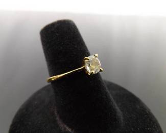 .925 Sterling Silver Zirconia Solitaire Ring Size 6
