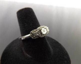 .925 Sterling Silver Diamond Accented Ring Size 7
