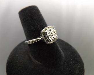 .925 Sterling Silver Diamond Ring Size 7
