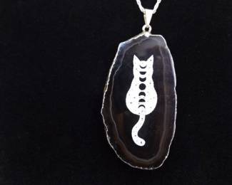 .925 Sterling Silver Reversible Eclipse Cat Agate  Pendant Necklace
