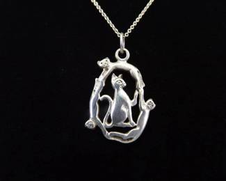 .925 Sterling Silver Mama Cat and Kitties Pendant Necklace
