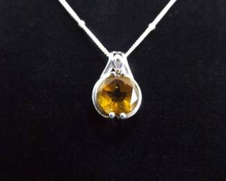 .925 Sterling Silver Citrine Solitaire Pendant Necklace

