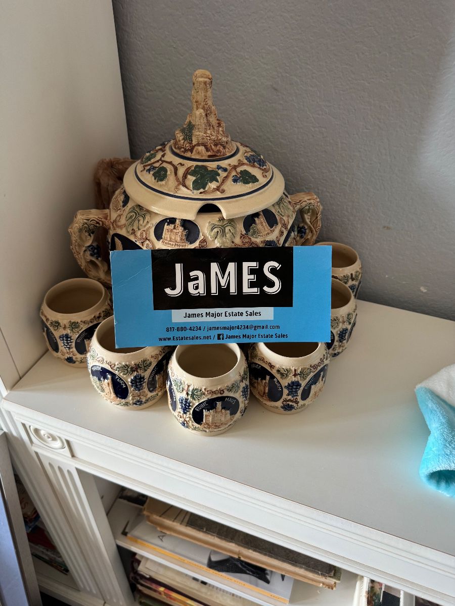 Made in GERMANY. FAMOUS CASTLES 6- cup and double handled vessel with lid that has a spoon notch in it.   But no spoon