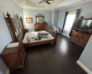 Beautiful grand bedroom set king size