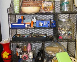 Wire display hutch to display buttons, and whatnots and more