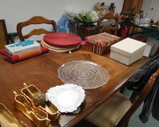 Placemat sets, serving platter and storage boxes