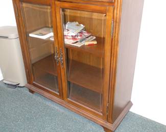 Glass door display hutch