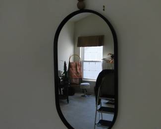 Larger oval mirror