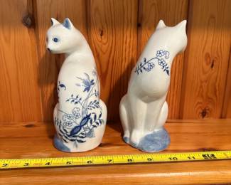 R85 - $30 Pair of 7" tall Porcelain Cats. 