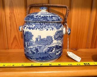 R81 - $30. Biscuit Barrel Copeland Spode's Italian. Lid might be glued? I can't get it off and don't want to break it!