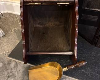 R46 - $40. Antique Coal Scuttle with shovel. 
