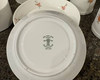 R56 - $75. Crown Staffordshire "Dianne" Fine Bone China. England. Coffee Pot, Creamer & Sugar. 5 Cups & Saucers. 