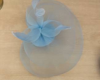 R86 - $15. Vintage Baby Blue Fascinator. 