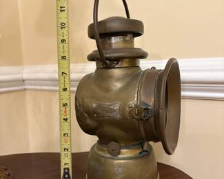 R74 - $100. "Lucas No 722 King of the Road" Brass Lantern. Stamp on Bottom Reads - JOS. Lucas. Birmingham. 