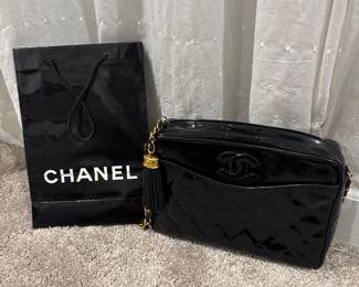 Vintage Chanel handbag 