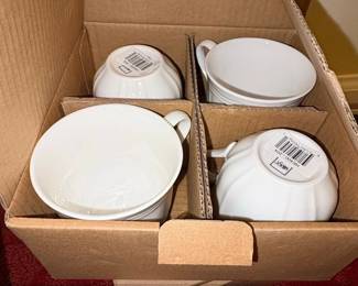 Mikasa Ultima Antique White HK Salad Plates and Cups Set third image