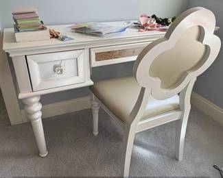 White Vanity Desk and Quatrefoil Back Chair Set