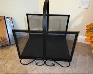 Black Metal Mesh Fireplace Screen with Scroll Feet
