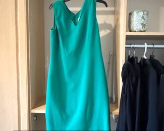 Tahari Arthur S. Levine Teal VNeck Sleeveless Sheath Dress