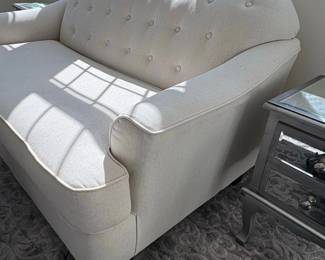 Cream Upholstered Button Tufted Loveseat second image