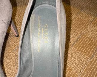 Gucci Suede PointedToe Pumps second image