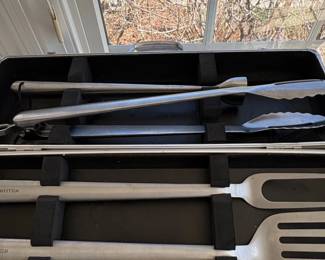 Williams Sonoma Stainless Steel BBQ Grill Tool Set with Case second image