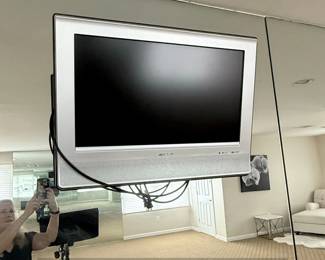 Sharp Aquos LCDU inch LCD Television second image