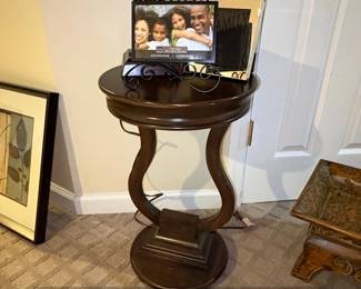 Dark Wood Pedestal Side Table with Decorative Base