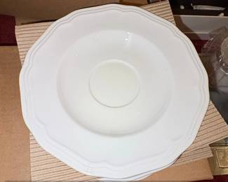 Mikasa Ultima Antique White HK Salad Plates and Cups Set
