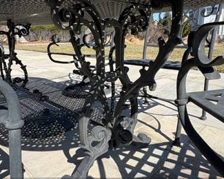 Hanamint Tuscany Collection Cast Aluminum Oval Dining Set with Chairs third image