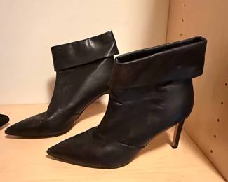 Ivana Trump Black Leather Ankle Boots
