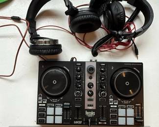 Hercules DJControl Impulse MK DJ Controller with Headphones second image