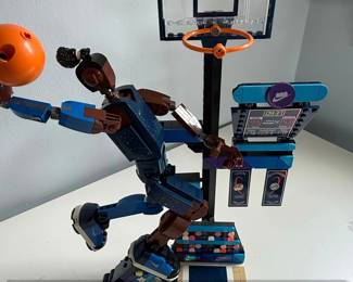 LEGO Nike LeBron James Dunk Building Set second image