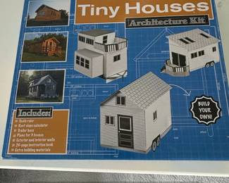 Tiny Houses Architecture Kit by Publications International Ltd.