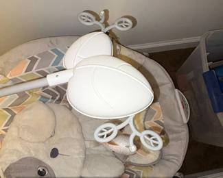 FisherPrice Sweet Snugapuppy Dreams Cradle n Swing second image