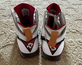 Air Jordan Retro Cardinal third image