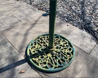 Ornate Cast Iron Patio Umbrella Stand  Vine and Leaf Pattern
