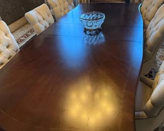 Mahogany Wood Dining Table with 8 upholstered chairs 