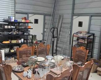 Misc household, shelving, jacuzzi, bathtub, sinks, 2000s dining set, books, rugs