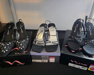 Mina, Mootsie Tootsie's