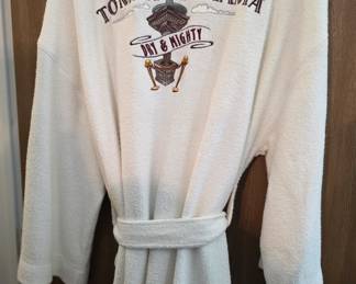 Tommy Bahama Robe