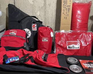 New Vintage Marlboro AdventureGear - incl poker table, bags, sleeping bag, backpack, clothing, etc