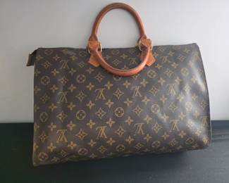 Faux Louis Vuitton Bag - looks & feels real!