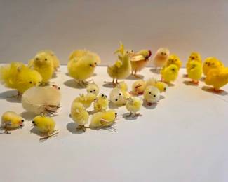 Vintage 70's & 90's fuzzy chicks & ducks