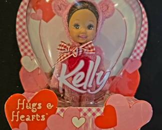 Mattel Kelly Hugs & Hearts