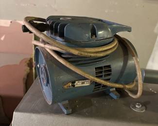 Air compressor